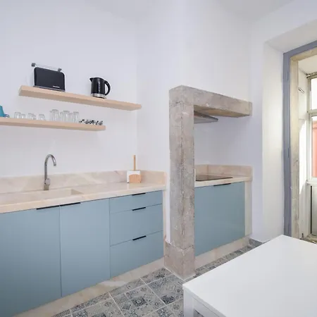 Апартаменты Love Inn Lisboa Лиссабон