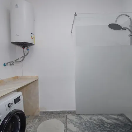 Love Inn Lisboa Лиссабон